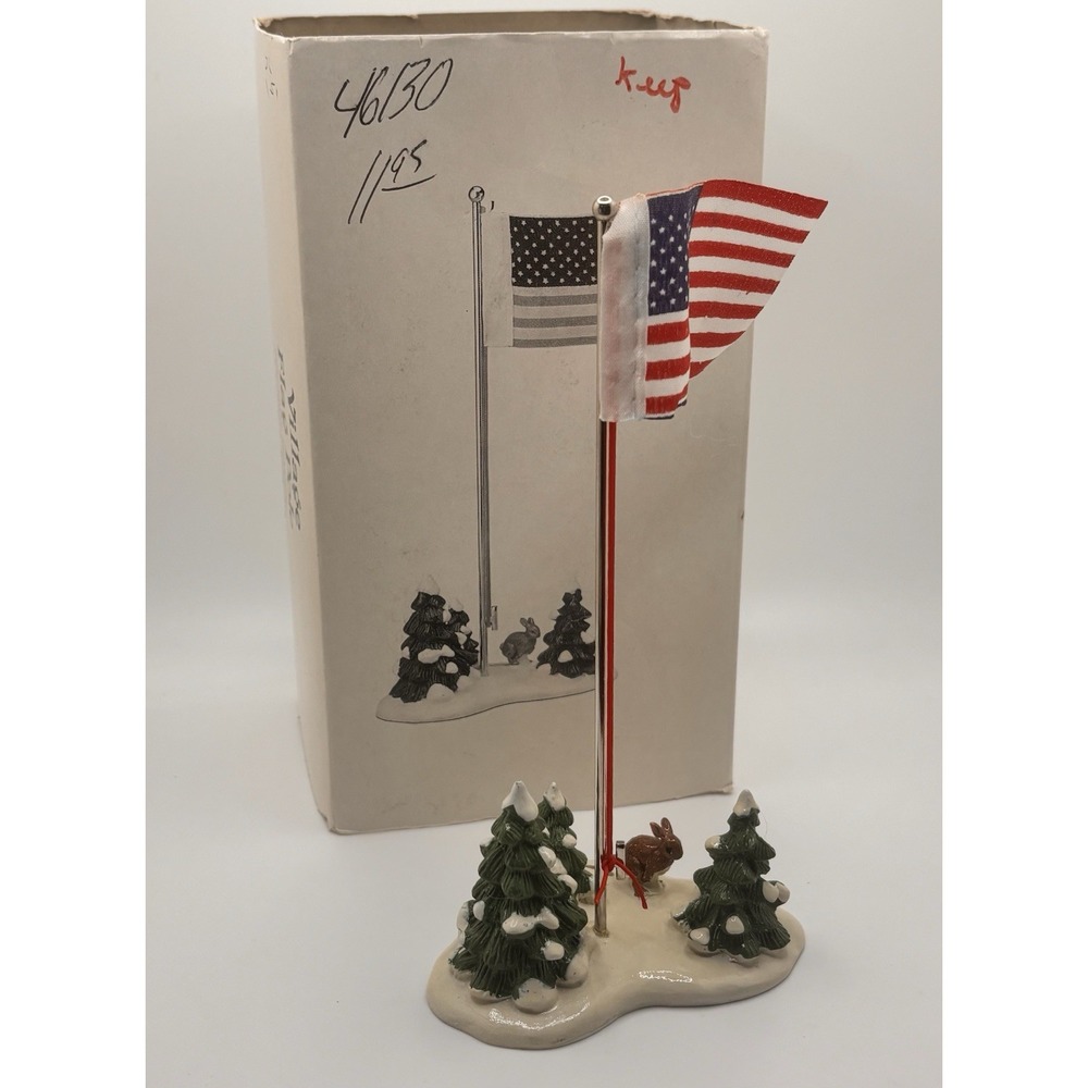DEPT 56 Flagpole w/American Flag #5177-2 Village Flag Pole Snow Bunny w/Box